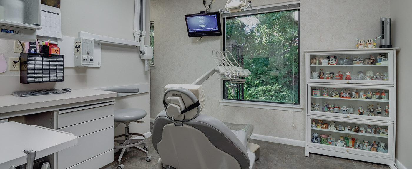 Temple dental procedure room