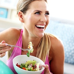 woman eating healthy meal