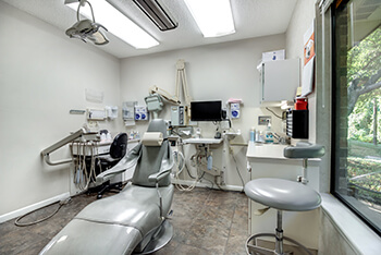 Dental office treatment chair used by Temple restorative dentist